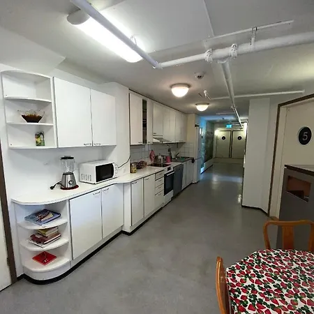 Hostel400kokkola 旅馆 *